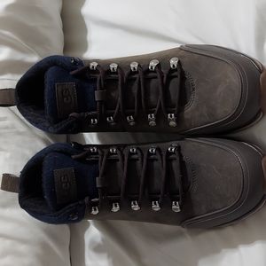 Ugg Treadlite size 9.5